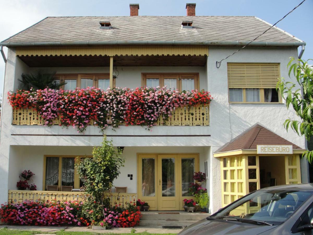 Gerania Haz Villa Вонярквашеги Екстериор снимка